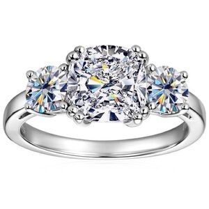 NWT-Sterling Silver Double Prong 4CT 3 Stone Cushion Solitaire Moissanite Ring
